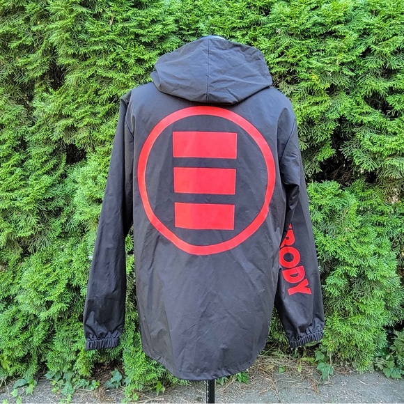 Logic Black Raincoat - Picture 4 of 4